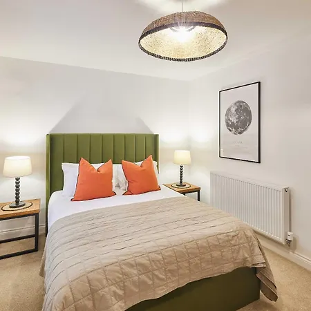 펜션 Host & - The Warren