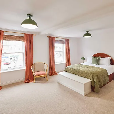 Host & - The Warren Дом отдыха