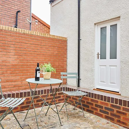 Дом отдыха Host & - The Warren Стоксли